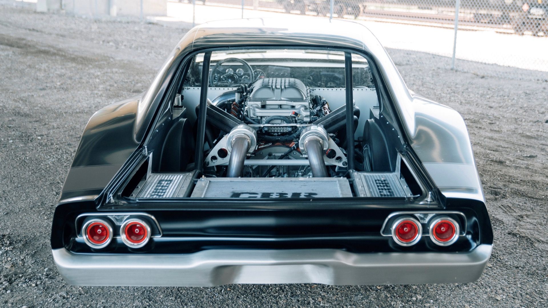 El Dodge Charger de 1968 con motor central de Hellcat