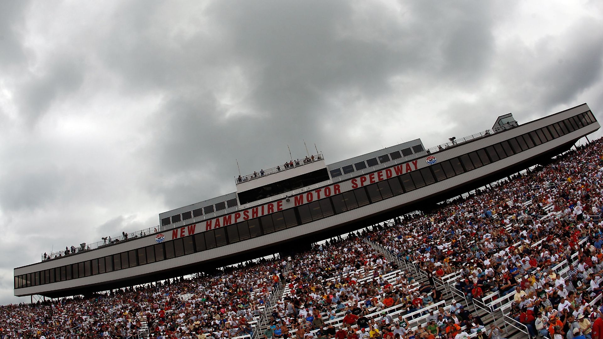 Actualizaciones del clima de carreras de NASCAR La lluvia pospone