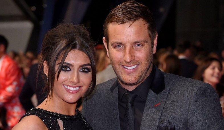 Elliott Wright announces five-months pregnant wife Sadie has had a miscarriage