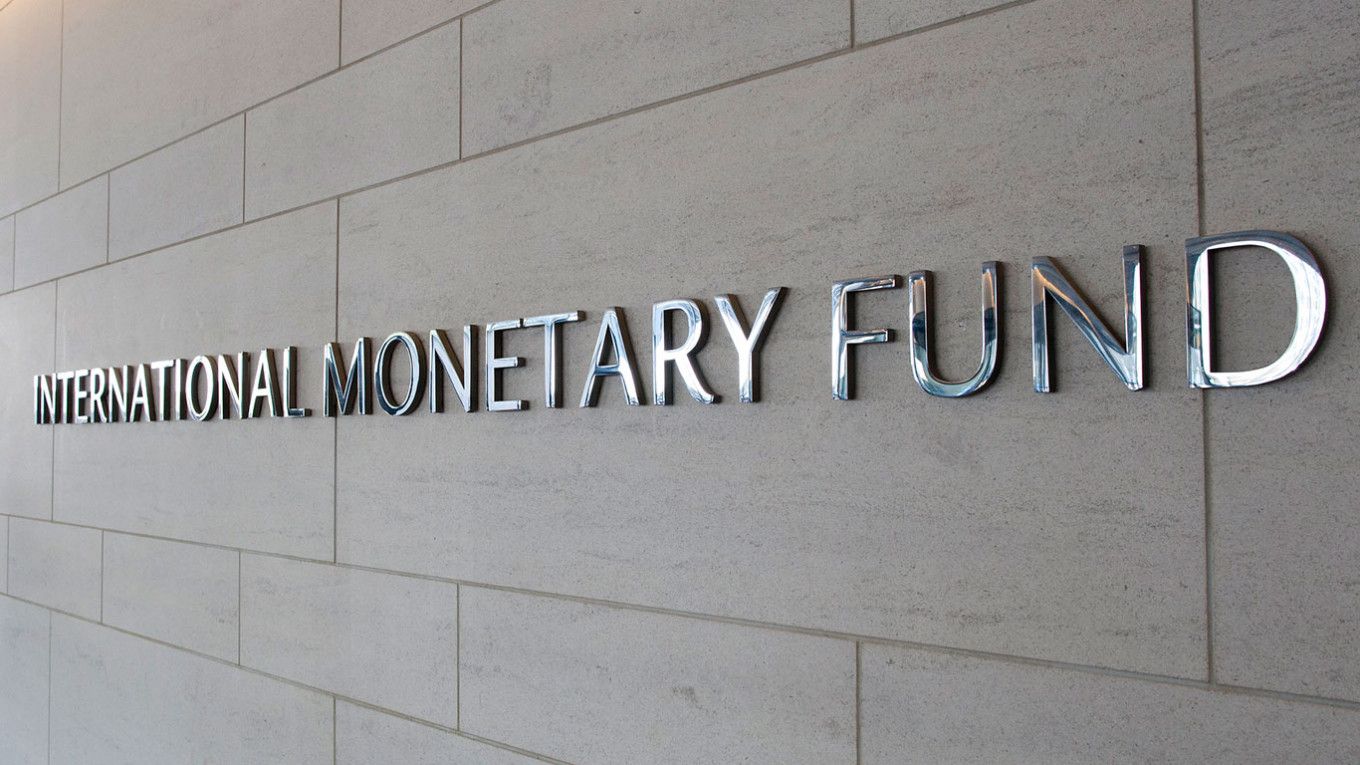 El FMI otorga reservas de mil millones de dolares a