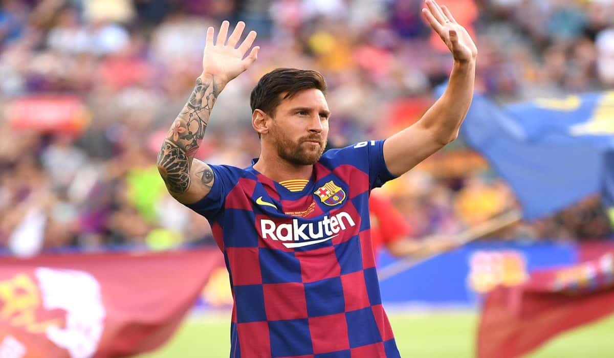 Lionel Messi Officially Leaves Barcelona