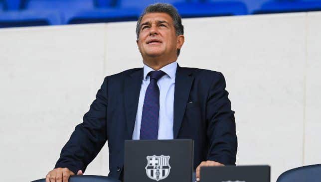 El presidente del Barcelona ​​Laporta pide paciencia tras una dura