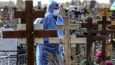 Las muertes de Covid en Rusia en septiembre duplican las