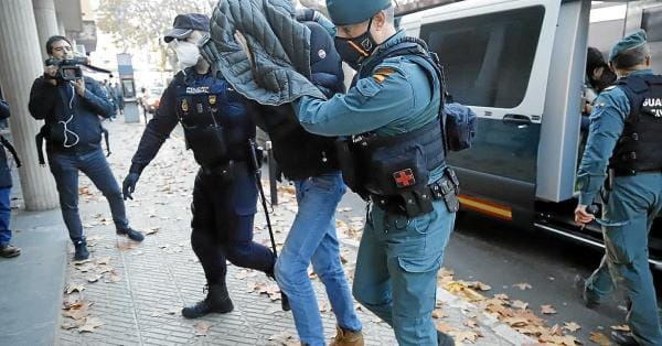 Pasajeros de Air Arabia Maroc detenidos en Mallorca encarcelados 1 Pasajeros de Air Arabia Maroc detenidos en Mallorca encarcelados