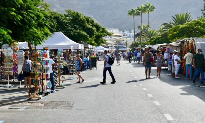 Mogán council to suspend some of the markets until further notice