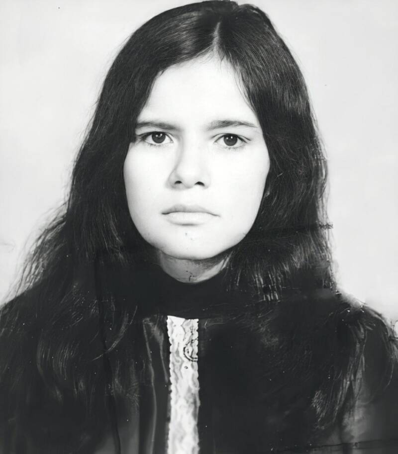 Marina Chapman Joven