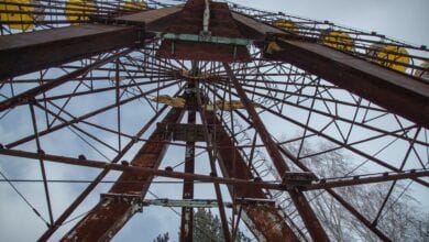 Monta una montaña rusa |