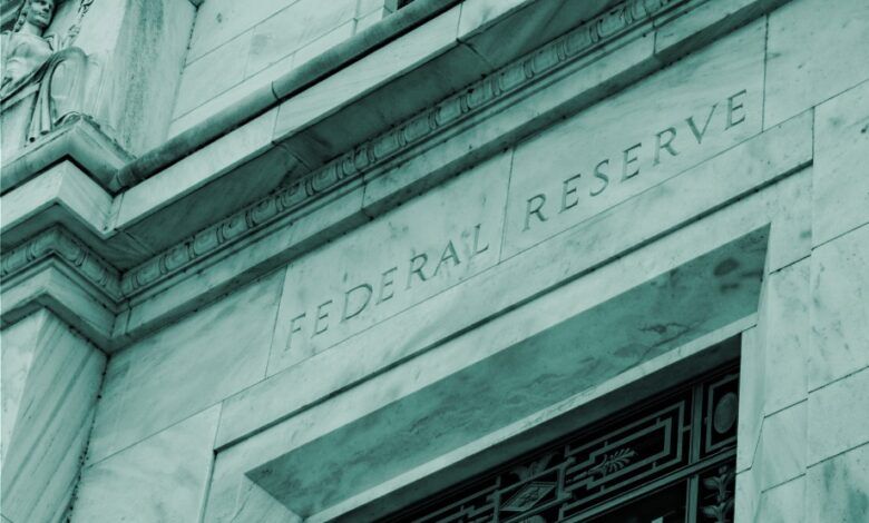 1642068150 Como ajusta la Fed la tasa de fondos federales dentro