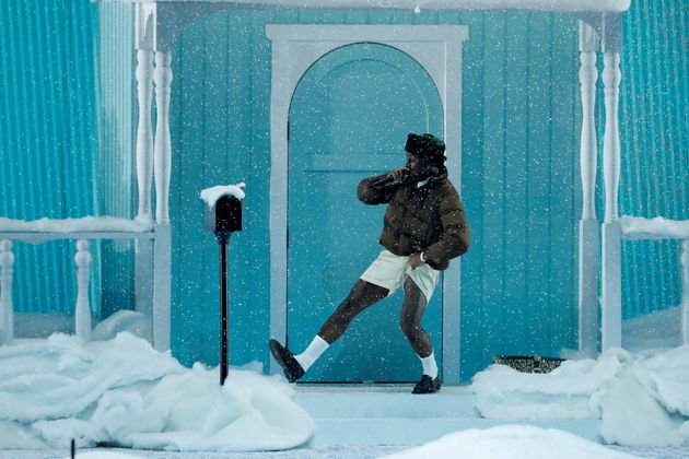 Virgil Abloh obtiene una prestigiosa primera fila en su último desfile de Louis Vuitton 4 Virgil Abloh en primera fila en su último desfile de Louis Vuitton