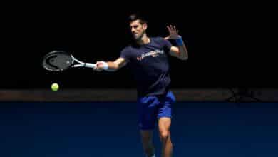 Djokovic admite declaracion falsa en documentos de viaje australianos