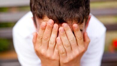 Las llamadas telefonicas de ayuda para suicidas y autolesiones de