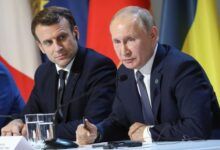 El 9 de diciembre de 2019, el presidente Emmanuel Macron y el presidente ruso Vladimir Putin...