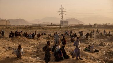 Los afganos que apuestan por un atajo a Estados Unidos se enfrentan a una puerta cerrada
