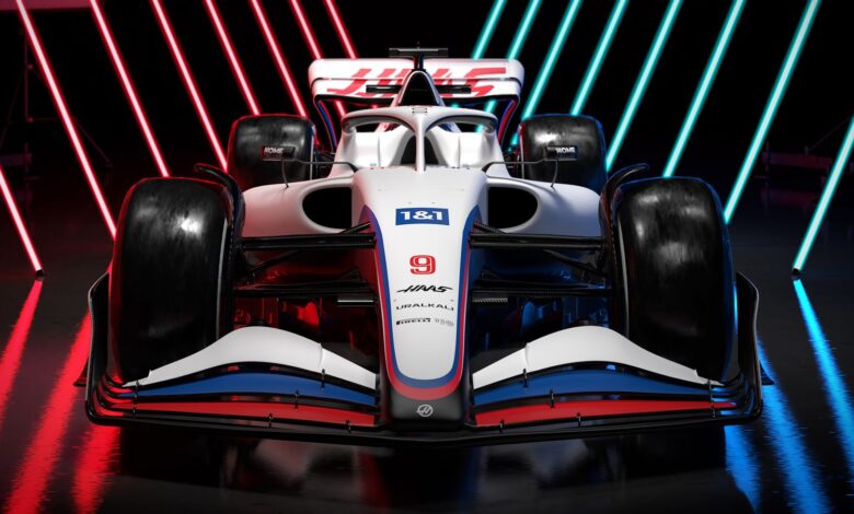 Haas renuncia al patrocinador ruso para el último día de pruebas en Barcelona; correrá con autos completamente blancos