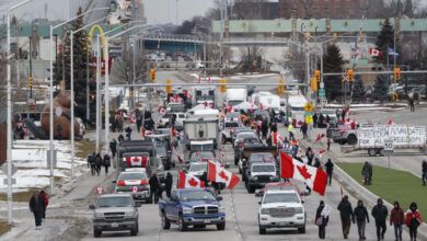 El bloqueo de camiones en Canada interrumpe la produccion de