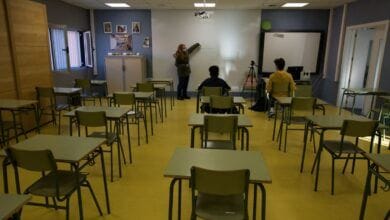 En Espana el alivio por el paron del Covid se