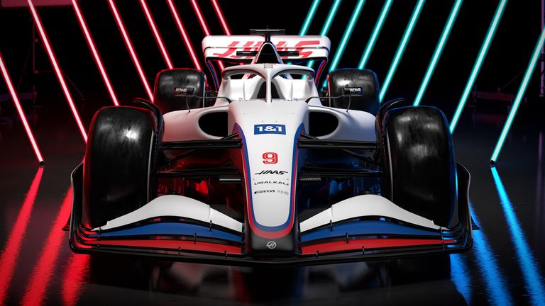 Haas abandonará su librea habitual por un automóvil completamente blanco y eliminará la marca Uralkali en el último día de pruebas en Barcelona.