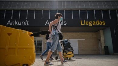 Los turistas británicos regresaron rápidamente de las Islas Baleares antes de la fecha límite de cuarentena de las 4 a.m. del lunes 12 Los turistas britanicos regresaron rapidamente de las Islas Baleares antes