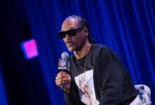 Snoop Dogg en una conferencia de prensa en Los Ángeles el 10 de febrero