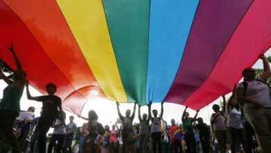 Tribunal de Kuwait anula ley que criminaliza a personas transgénero