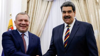 Venezuela y Rusia dialogan, Occidente sigue presionando