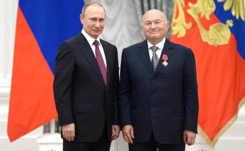 Vladímir Putin y Yuri Luzhkov 2016 09 22