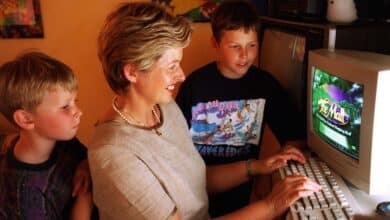Como se cubrio Internet en los anos 90