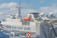 Filipinas critica la 'maniobra cercana' de un barco chino en la isla de Huangyan