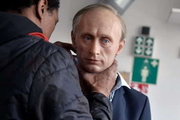 La estatua de Vladimir Putin fue retirada del Museo Grevan el martes 1 de marzo.