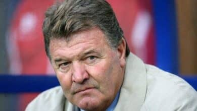 Leyenda del fútbol de Gales y Liverpool y exjefe del Real Madrid John Toshak 'muy enfermo' en Barcelona, España 18 Foto de archivo de John Toshack