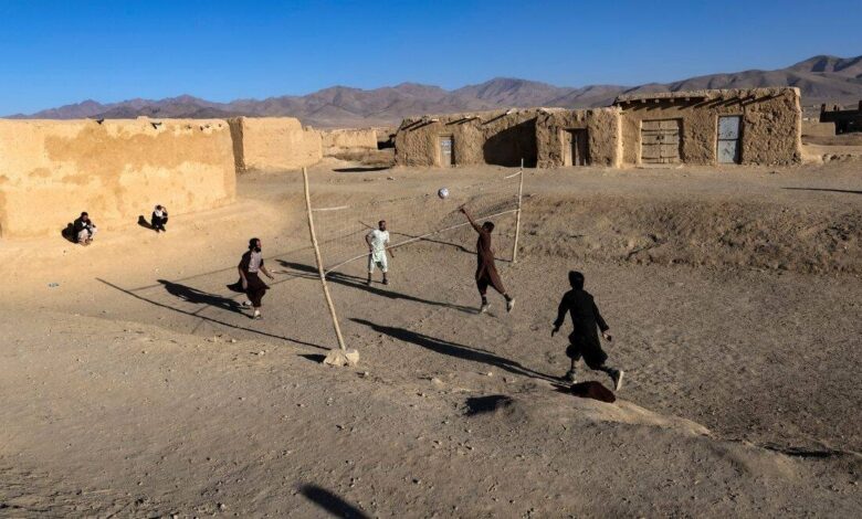 Un camino que alguna vez fue peligroso vuelve a la vida en Afganistán