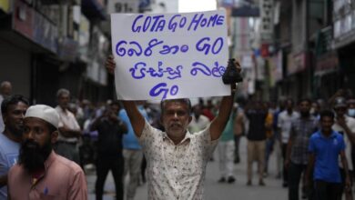 Huelga de trabajadores obliga a presidente de Sri Lanka a dimitir