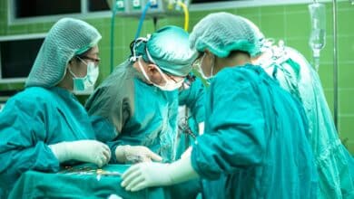 Las listas de espera para operaciones hospitalarias en Espana son
