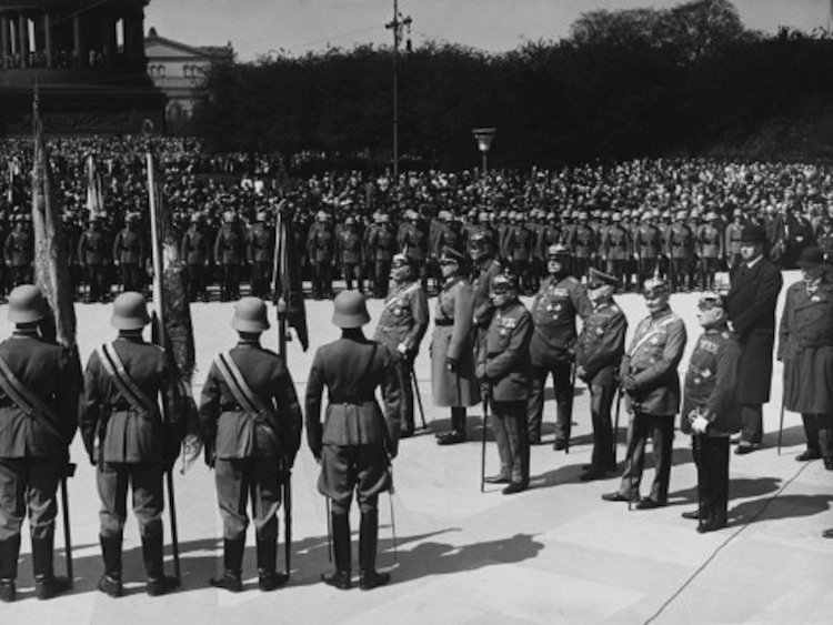 berlin-1930s-nazi-party4