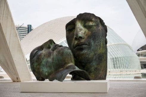 Mitoraj Hermanos Ciudad De Las Artes Y Las Ciencias Cac Valencia