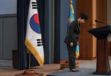 El presidente de Corea del Sur se disculpa por caer bajo la influencia de una figura de culto religioso