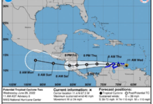 La trayectoria pronosticada de lo que se espera que se convierta en la tormenta tropical Bonnie en los próximos días.