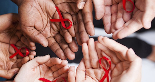Esperanza de vida del VIH ahora "casi normal" gracias a los avances médicos