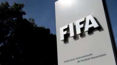 India sancionada por la FIFA por influencia de terceros no
