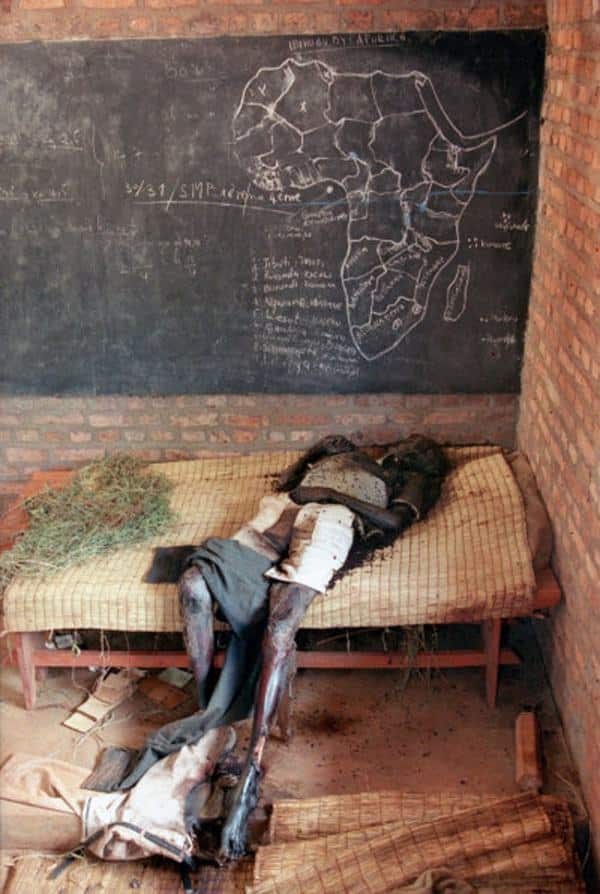 Solo quedan restos humanos en Ruanda