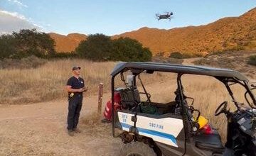 El lunes continuó la búsqueda masiva en el área de Gaviota de Tim Sgrignoli, un hombre de 29 años de Ventura, California, que desapareció mientras caminaba el domingo.