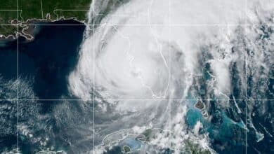 Tormenta golpea Carolina del Sur perdidas en Florida
