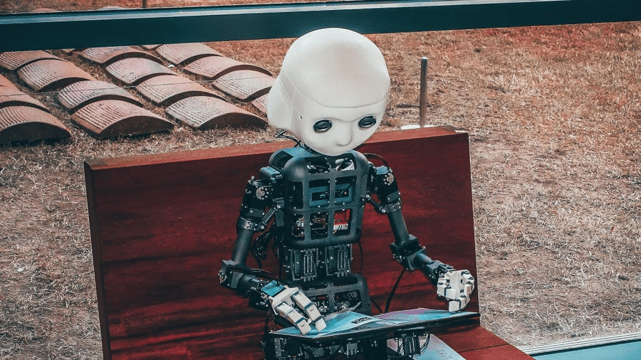 Robo Advisor- robot