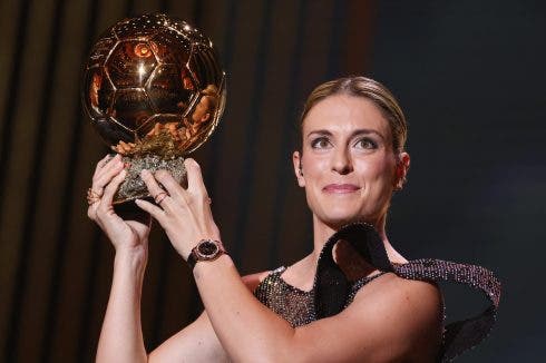 (sp) Ceremonia de entrega del Balón de Oro en París, Francia