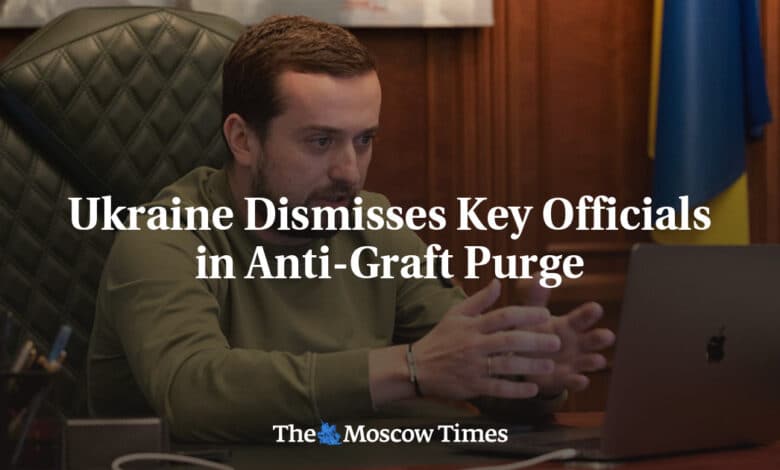 Ucrania despide a altos funcionarios en una purga anticorrupcion