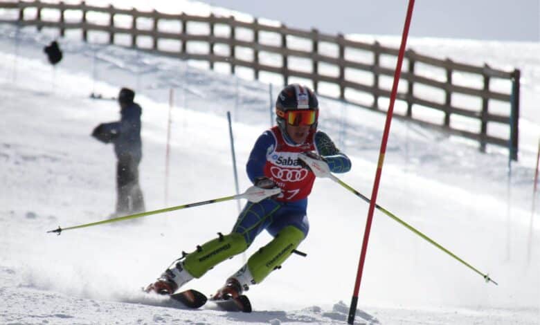 Sierra Nevada abre pistas para esquiadores y snowboarders profesionales