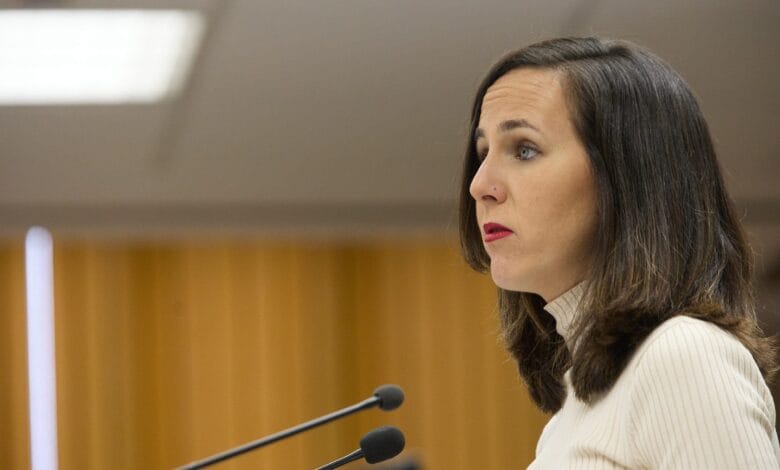 La promesa de España de armar a Ucrania alimenta la ruptura entre Socialistas, Podemos 1 La promesa de Espana de armar a Ucrania alimenta la