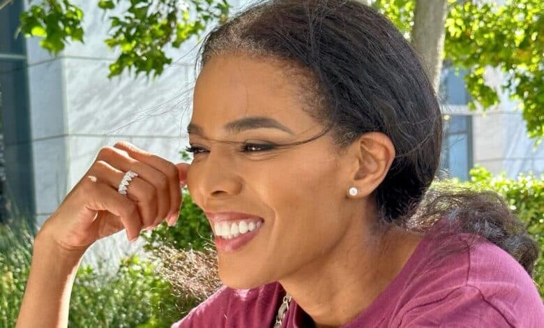 Connie Ferguson luce radiante en portada de revista