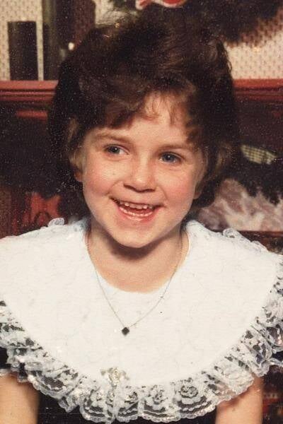 Candace Newmaker, niña que murió durante el tratamiento de 'Rebirth' 5 candace pelo corto