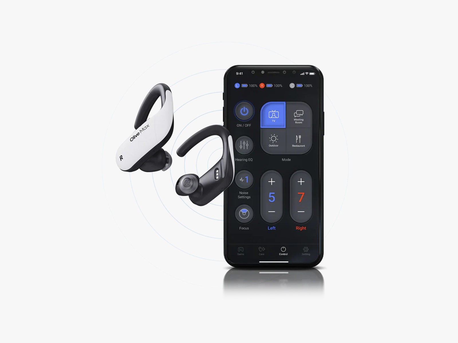 2 audífonos supraaurales flotando junto a un dispositivo móvil con configuraciones de ajuste para los audífonos mostradas en la pantalla